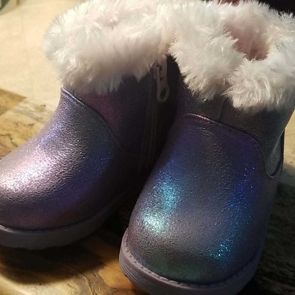 Snow boots for toddler